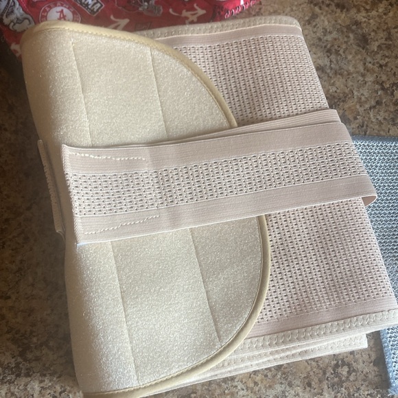 Beige Waist Support Belt for post partum or waist trainer - Picture 1 of 3
